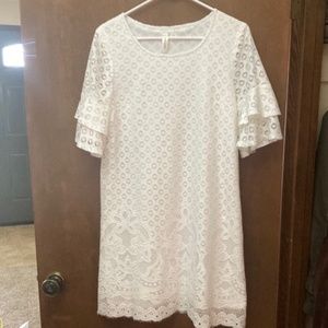 White lace dress